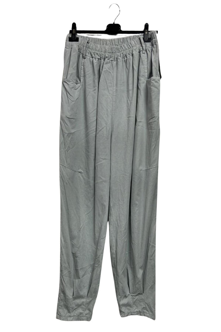 front pockets cotton trousers