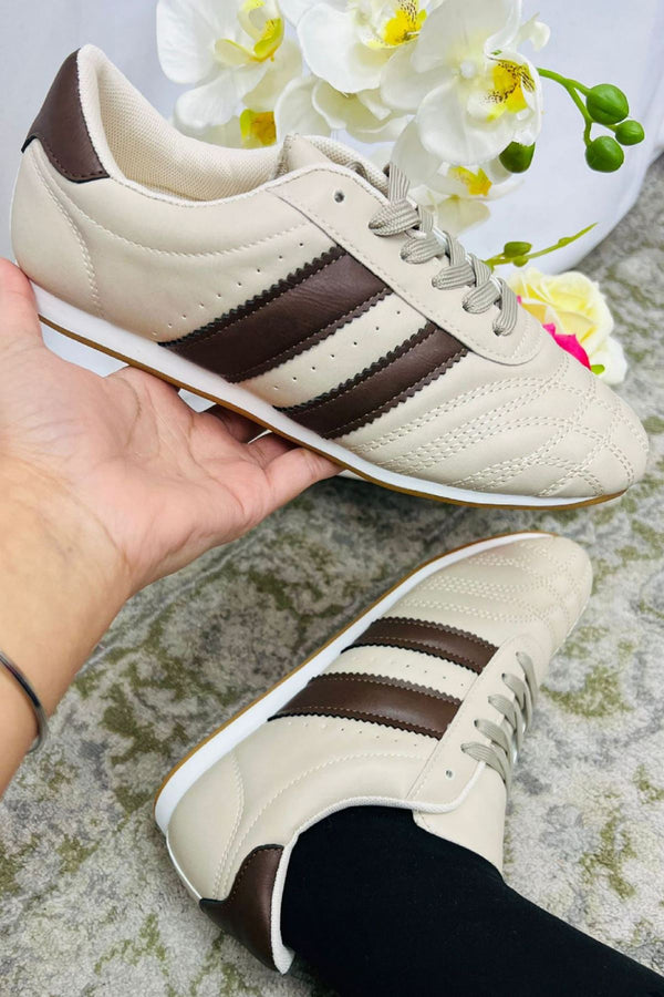 Two Tone Lace Up Grip Sole Trainer