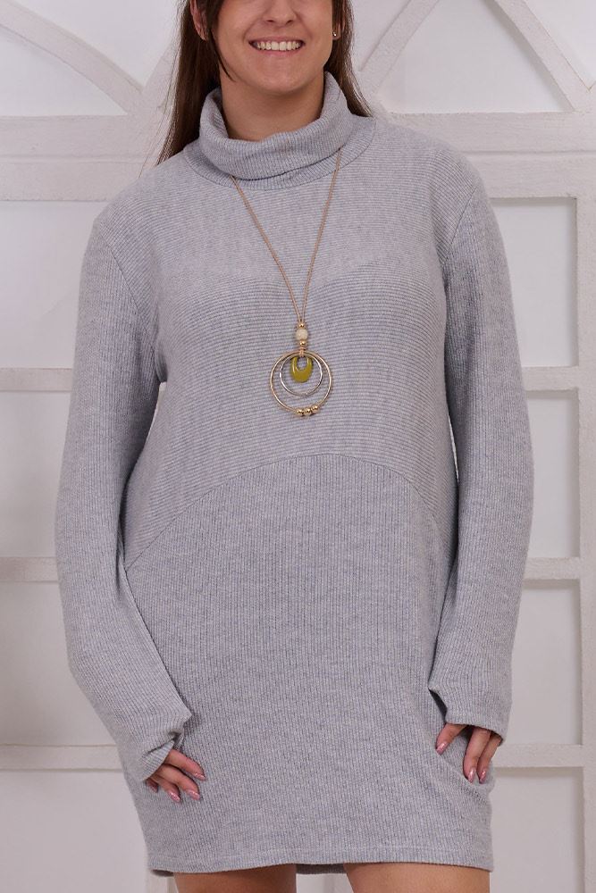 Plain With Necklace Viscose Top