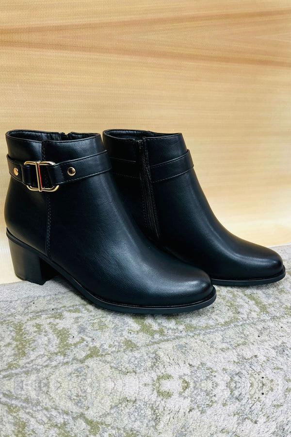 Buckle Strap Block Heel Ankle Shoes