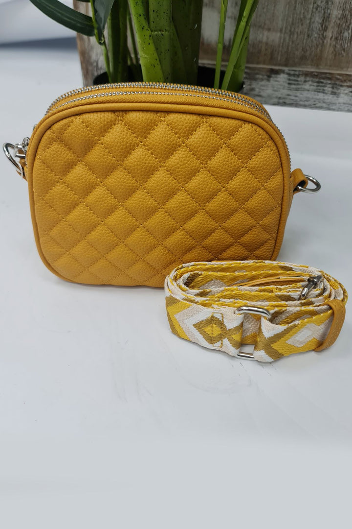 Square Pattern Starp Shoulder Bag