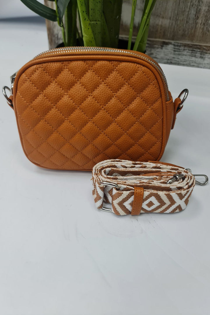 Square Pattern Starp Shoulder Bag