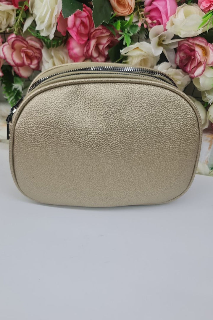 back zip adjustable strap shoulder bag
