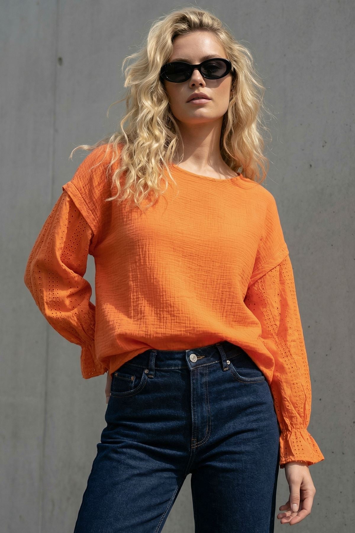 Boost Sales with Wholesale Puff Sleeve Cotton Tops UK