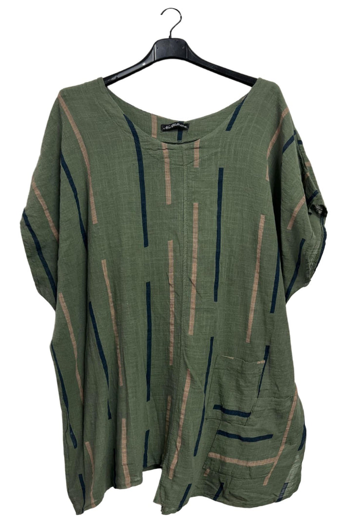 Vertical Diagonal Print Asymmetric Hem Front Patch Pocket Cotton Top