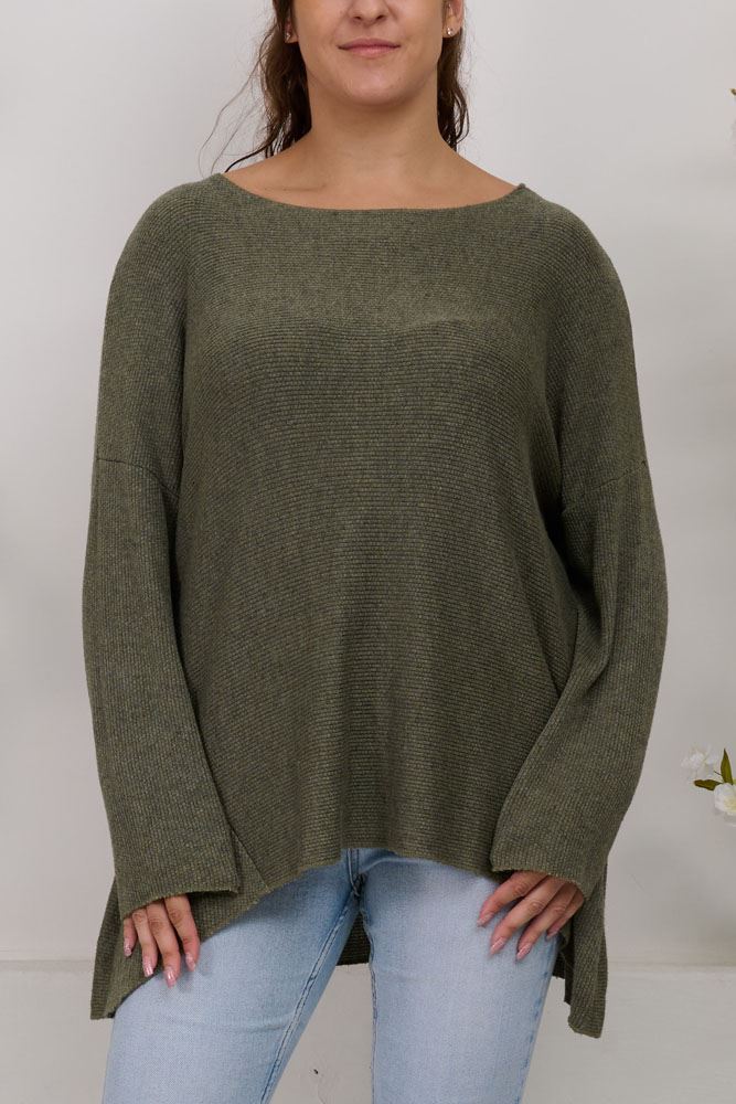 Plain Dipped Hem Viscose Top