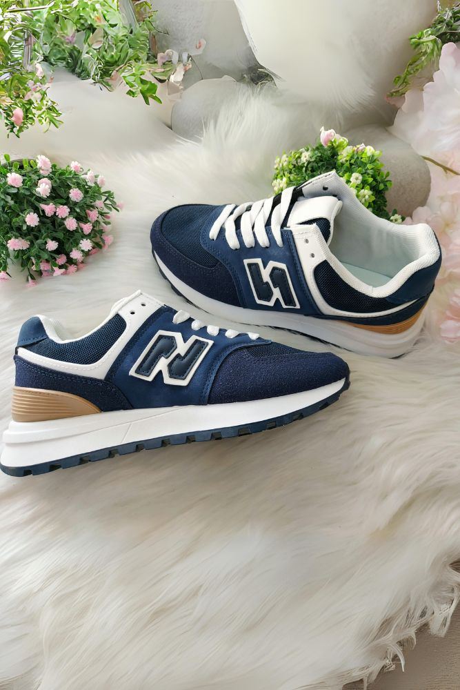 Women Soft Sole Lace Up Suede Trainers