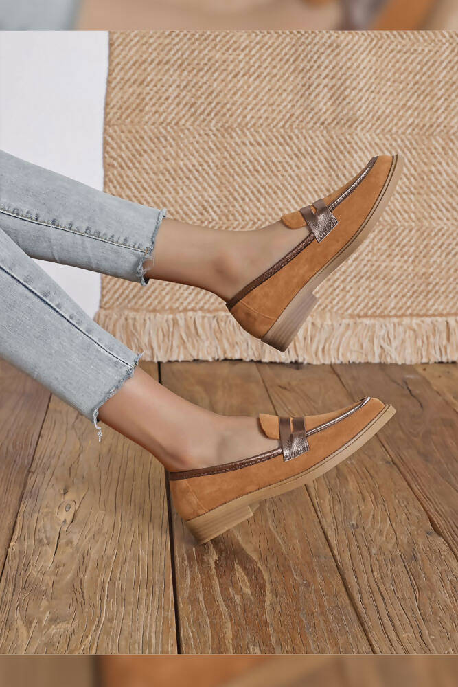 Suede Pu Patch Detailed Loafers Shoes