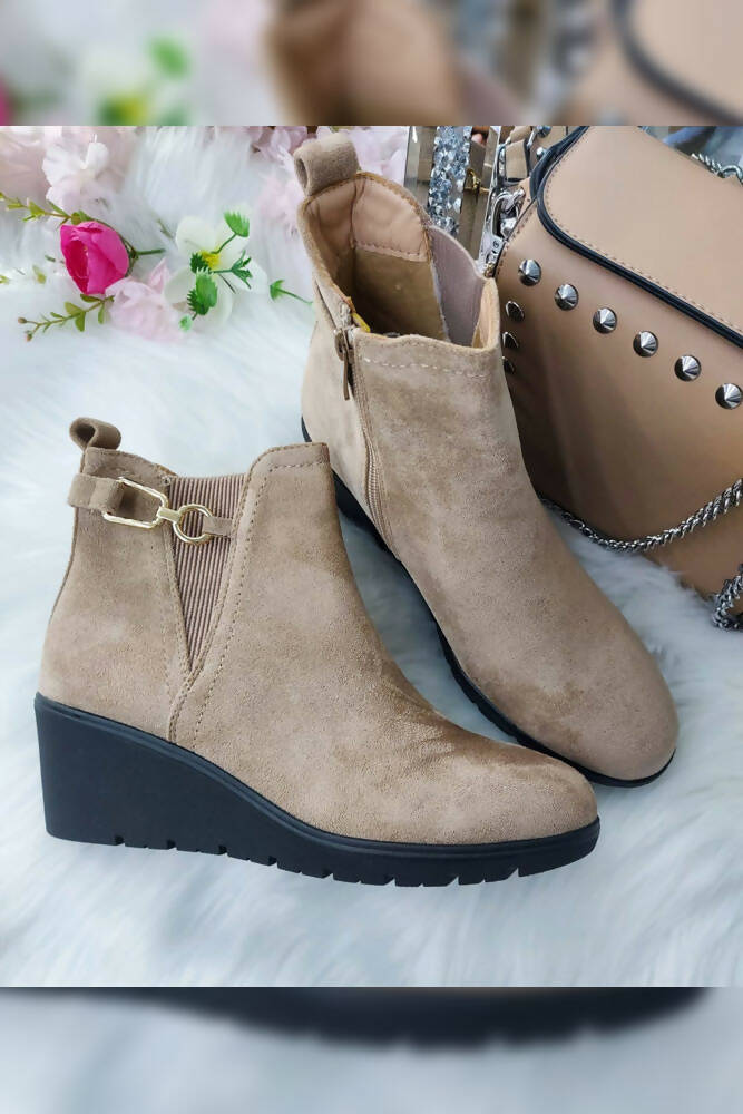 Suede Ankle Chain Pull on Platform Wedges